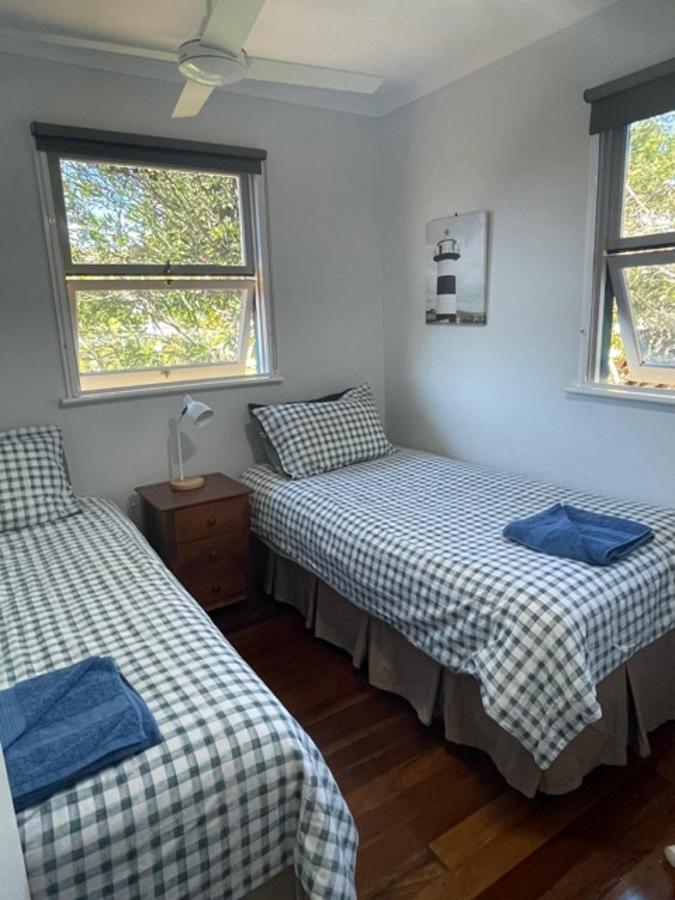 Pet Friendly Cottage In Torquay - Hervey Bay 430M Or 5 Min Walk To Dog Friendly Shelly Beach Екстериор снимка